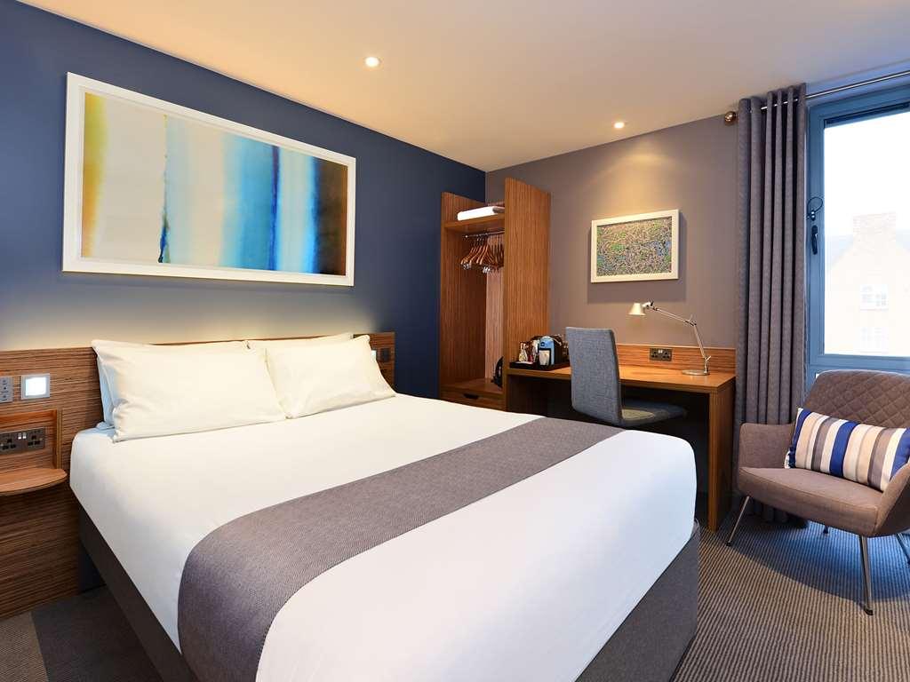 Travelodge London Ealing kerület Szoba fotó
