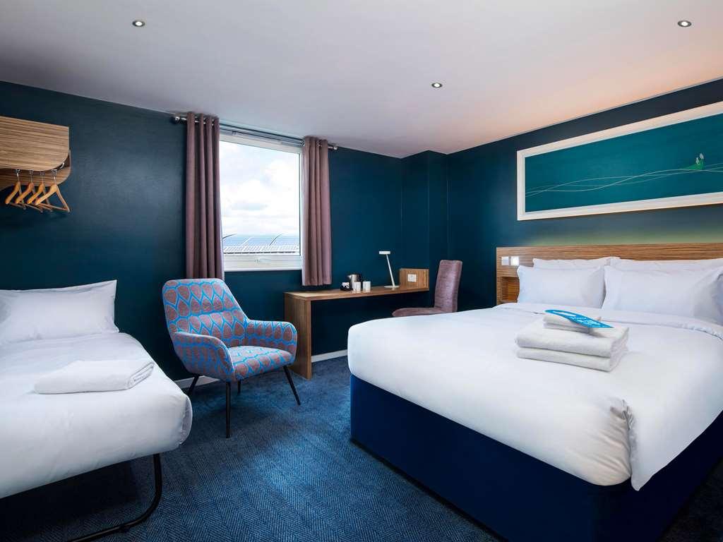 Travelodge London Ealing kerület Szoba fotó