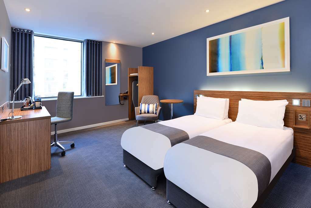Travelodge London Ealing kerület Szoba fotó